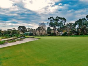 Peninsula Kingswood (North) 10th Green